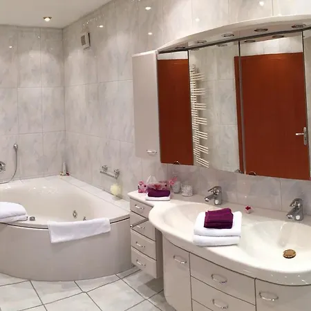 Apartment Ferienzimmer In Idyllischem Weinort
